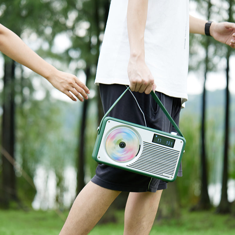 CoolGeek VS-02: 3-in-1 Multifunctional Vertical CD Player